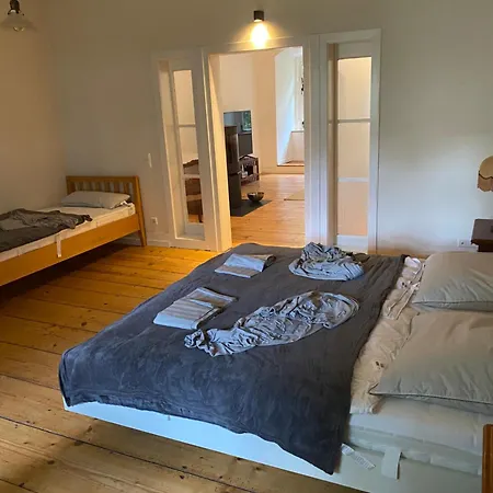 Appartement Im Schloss Eyb *